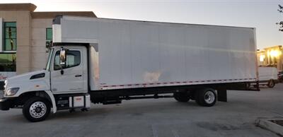 2018 HINO 258 LP Box Truck  Cargo Box - Photo 10 - San Jacinto, CA 92583