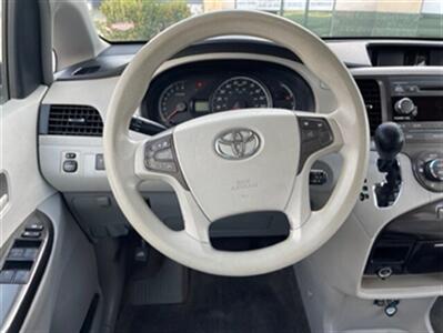 2013 Toyota Sienna LE 8-Passenger   - Photo 6 - San Jacinto, CA 92583