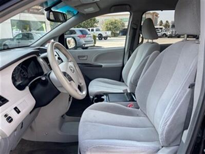 2013 Toyota Sienna LE 8-Passenger   - Photo 4 - San Jacinto, CA 92583