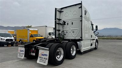 2020 Freightliner NEW CASCADIA  126 " BBC - Photo 34 - San Jacinto, CA 92583