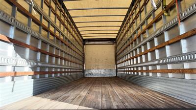 2016 Freightliner M2 106 26 ft BOX L X 94W X 107H - Photo 27 - San Jacinto, CA 92583