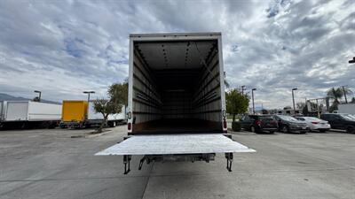 2019 Freightliner M2 106  26 ft BOX TRUCK - Photo 18 - San Jacinto, CA 92583
