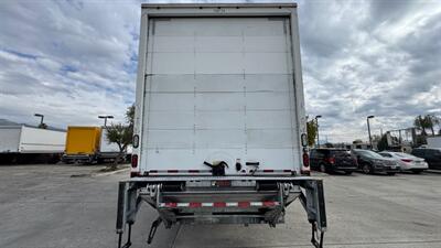 2019 Freightliner M2 106  26 ft BOX TRUCK - Photo 16 - San Jacinto, CA 92583