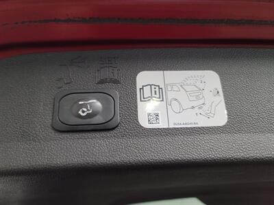 2017 Ford Escape Titanium   - Photo 37 - West Chester, PA 19382