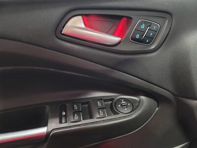 2017 Ford Escape Titanium   - Photo 7 - West Chester, PA 19382