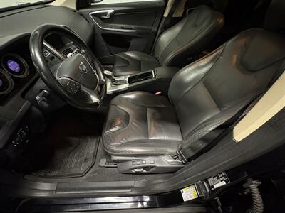 2013 Volvo XC60 T6  3.0L   - Photo 13 - West Chester, PA 19382