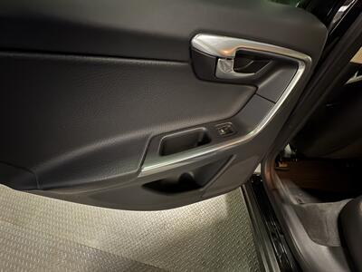 2013 Volvo XC60 T6  3.0L   - Photo 21 - West Chester, PA 19382