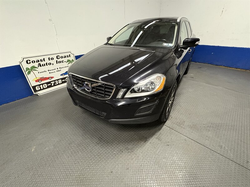 2013 Volvo XC60 T6  3.0L   - Photo 1 - West Chester, PA 19382