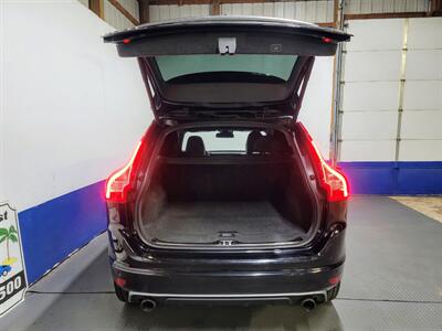 2014 Volvo XC60 T6  R Design - Photo 31 - West Chester, PA 19382