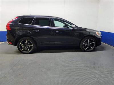 2014 Volvo XC60 T6  R Design - Photo 35 - West Chester, PA 19382