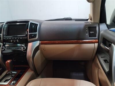 2014 Toyota Land Cruiser   - Photo 24 - West Chester, PA 19382