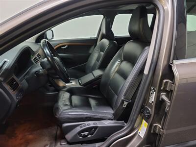 2010 Volvo XC70 3.2   - Photo 5 - West Chester, PA 19382