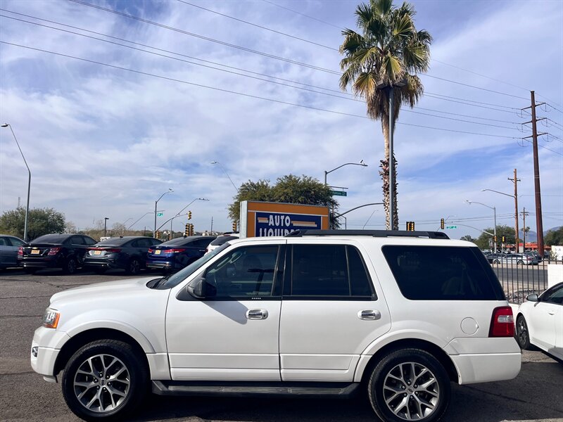 2017 Ford Expedition XLT   - Photo 1 - Tucson, AZ 85710