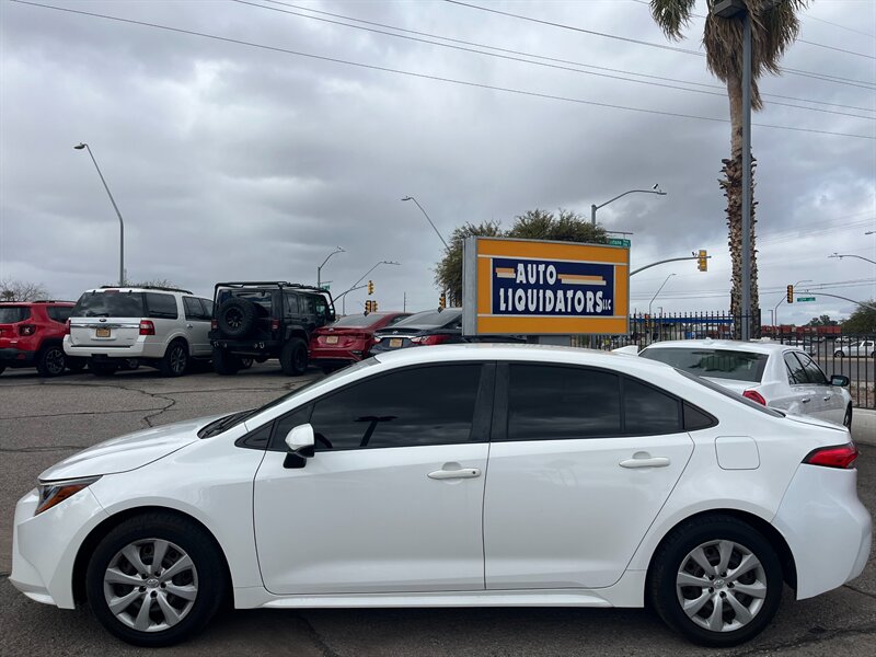 2020 Toyota Corolla LE   - Photo 1 - Tucson, AZ 85710