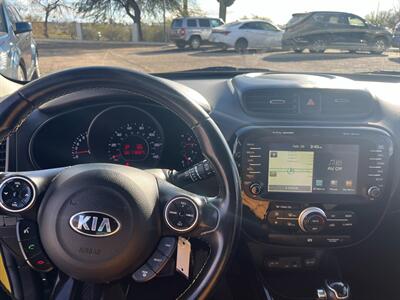2014 Kia Soul +   - Photo 6 - Tucson, AZ 85710