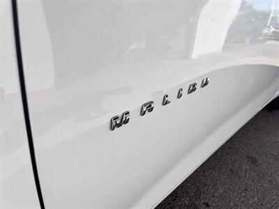 2019 Chevrolet Malibu LT   - Photo 3 - Tucson, AZ 85710