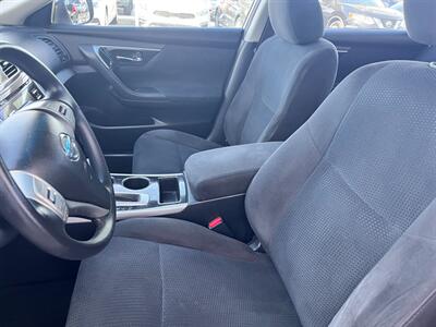 2014 Nissan Altima 2.5   - Photo 10 - Tucson, AZ 85710