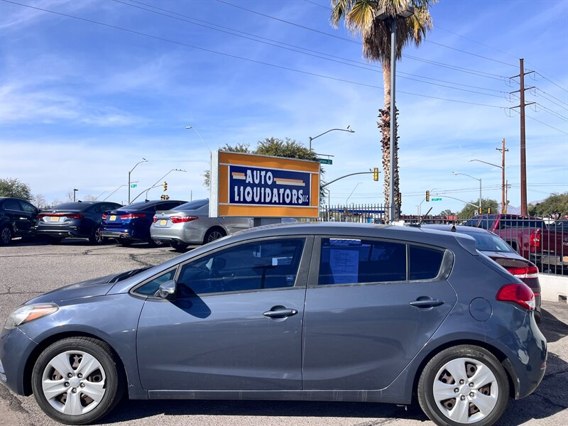 2016 Kia Forte5 LX   - Photo 1 - Tucson, AZ 85710