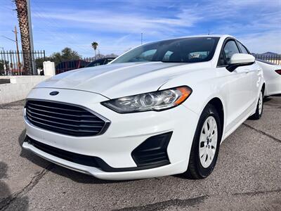2019 Ford Fusion S   - Photo 5 - Tucson, AZ 85710