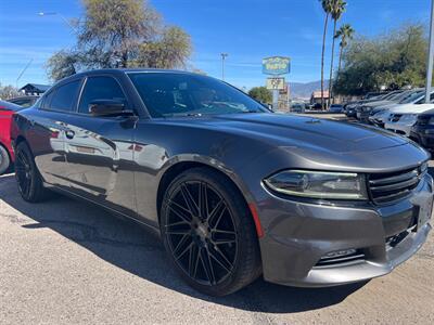 2018 Dodge Charger SXT Plus   - Photo 4 - Tucson, AZ 85710