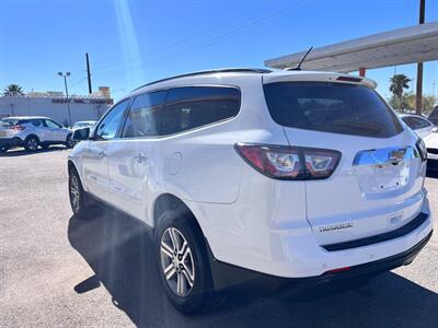 2017 Chevrolet Traverse LT   - Photo 6 - Tucson, AZ 85710