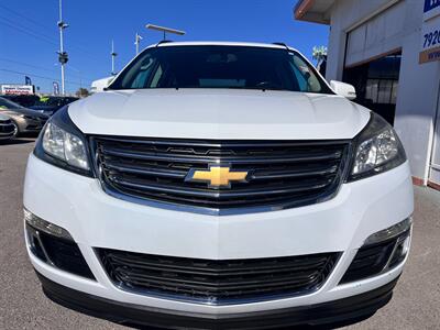 2017 Chevrolet Traverse LT   - Photo 5 - Tucson, AZ 85710