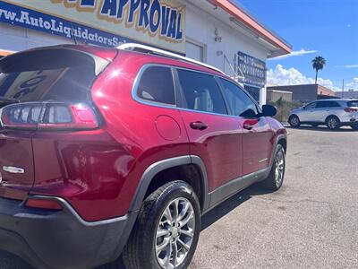 2020 Jeep Cherokee Latitude Plus   - Photo 11 - Tucson, AZ 85710