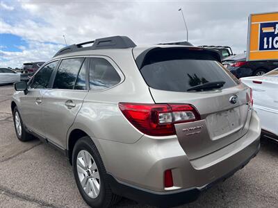 2015 Subaru Outback 2.5i Premium   - Photo 2 - Tucson, AZ 85710