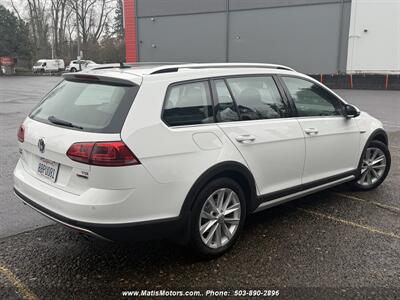 2017 Volkswagen Golf Alltrack TSI SE 4Motion   - Photo 6 - Portland, OR 97206