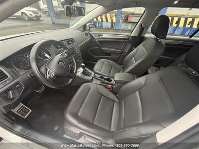 2017 Volkswagen Golf Alltrack TSI SE 4Motion   - Photo 9 - Portland, OR 97206
