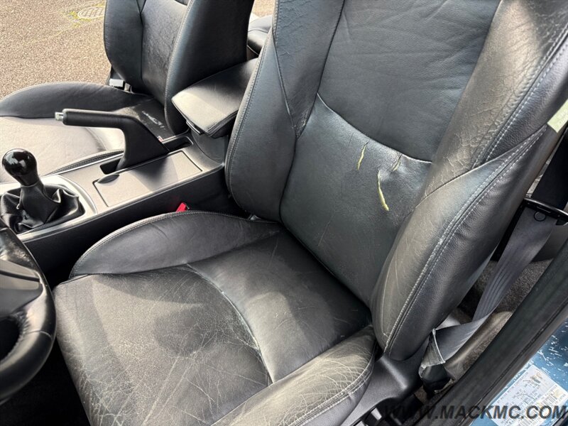 2010 Mazda Mazda3 s Grand Touring Leather 6-Speed Manual   - Photo 15 - Hillsboro, OR 97123