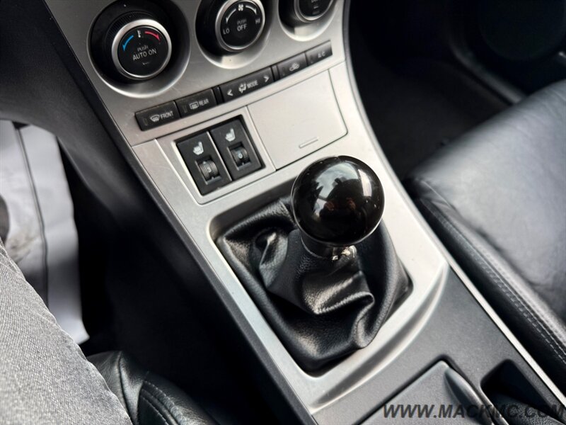 2010 Mazda Mazda3 s Grand Touring Leather 6-Speed Manual   - Photo 12 - Hillsboro, OR 97123