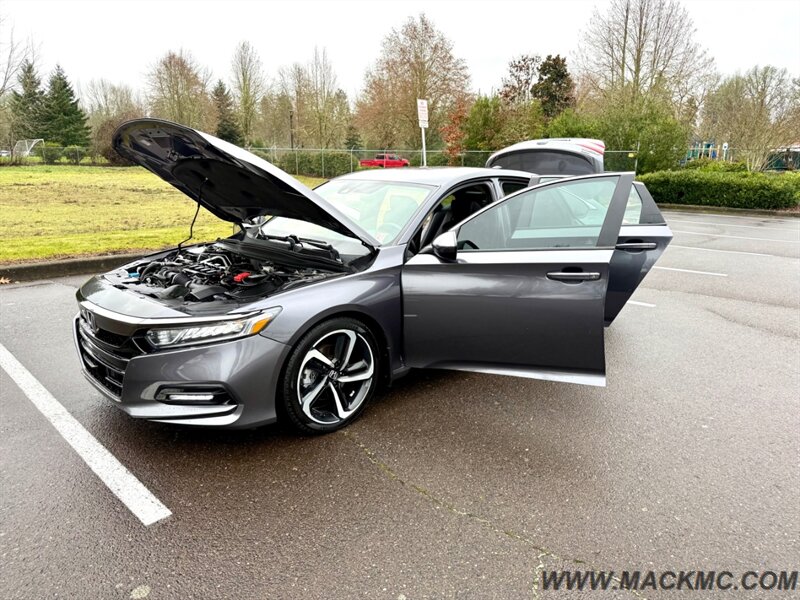 2018 Honda Accord Sport New Tires Back Up Camera 35-MPG - Photo 25 - Hillsboro, OR 97123