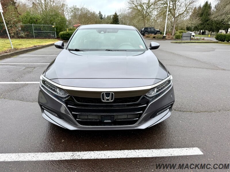 2018 Honda Accord Sport New Tires Back Up Camera 35-MPG - Photo 4 - Hillsboro, OR 97123