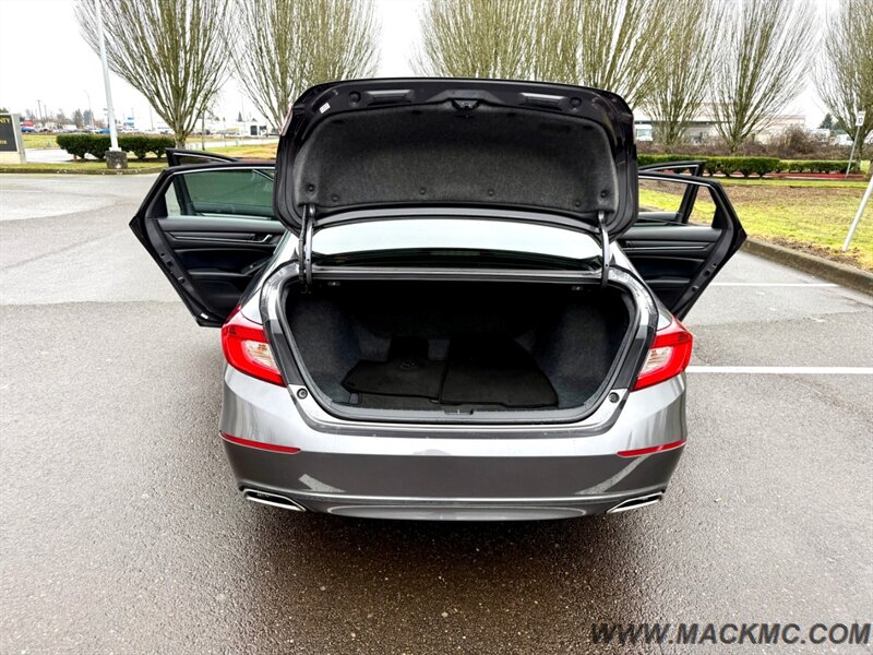 2018 Honda Accord Sport New Tires Back Up Camera 35-MPG - Photo 28 - Hillsboro, OR 97123