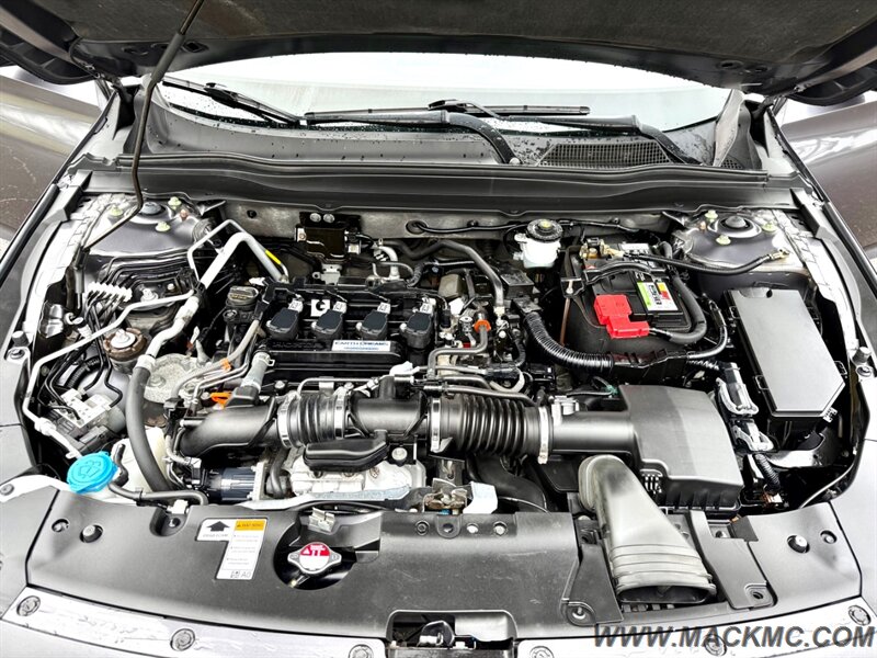 2018 Honda Accord Sport New Tires Back Up Camera 35-MPG - Photo 21 - Hillsboro, OR 97123