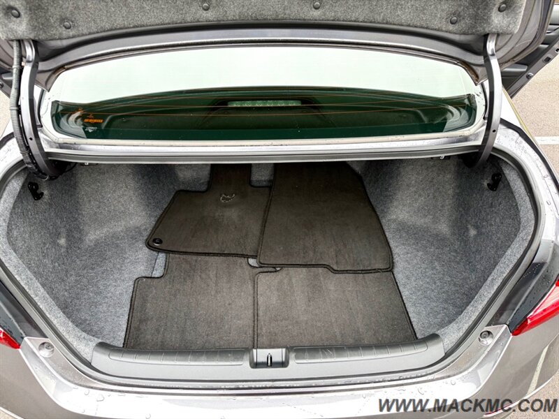 2018 Honda Accord Sport New Tires Back Up Camera 35-MPG - Photo 23 - Hillsboro, OR 97123