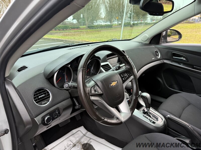 2014 Chevrolet Cruze 1LT Auto 103K Miles 38-MPG - Photo 13 - Hillsboro, OR 97123
