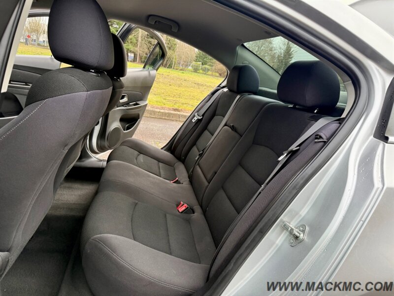 2014 Chevrolet Cruze 1LT Auto 103K Miles 38-MPG - Photo 20 - Hillsboro, OR 97123