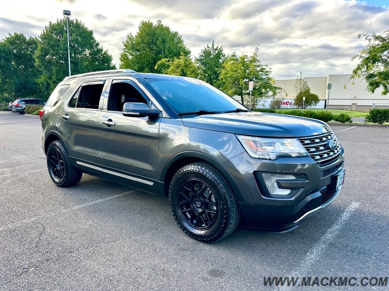 2017 Ford Explorer Limited   - Photo 6 - Hillsboro, OR 97123