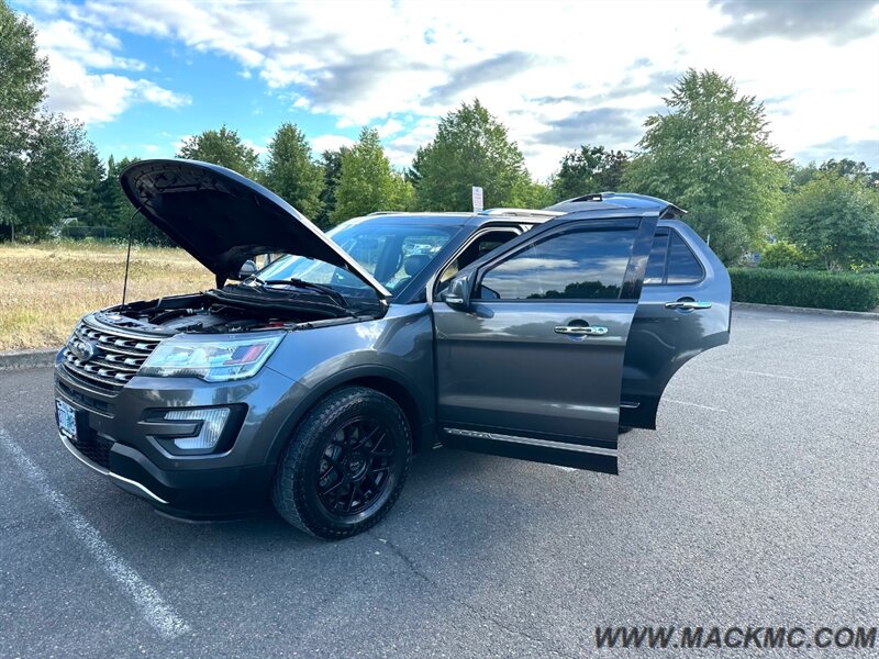 2017 Ford Explorer Limited   - Photo 28 - Hillsboro, OR 97123