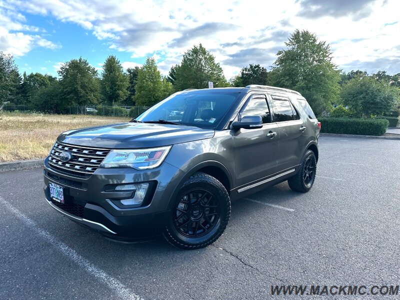 2017 Ford Explorer Limited   - Photo 3 - Hillsboro, OR 97123