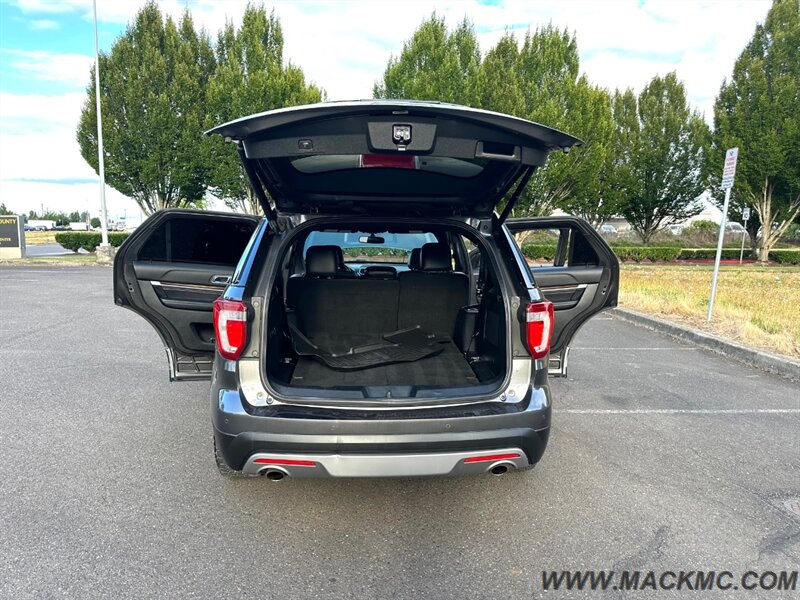 2017 Ford Explorer Limited   - Photo 30 - Hillsboro, OR 97123