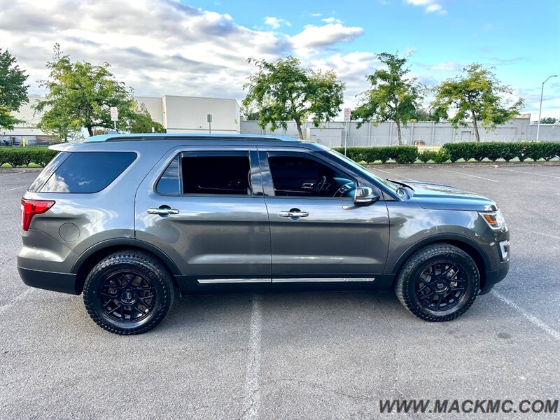 2017 Ford Explorer Limited   - Photo 7 - Hillsboro, OR 97123