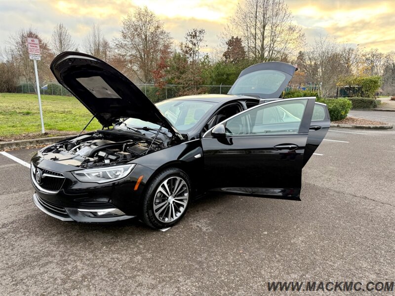 2019 Buick Regal Sportback Preferred II Loaded Leather Pano navi back Up Cam   - Photo 23 - Hillsboro, OR 97123