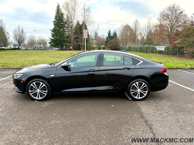2019 Buick Regal Sportback Preferred II Loaded Leather Pano navi back Up Cam   - Photo 3 - Hillsboro, OR 97123