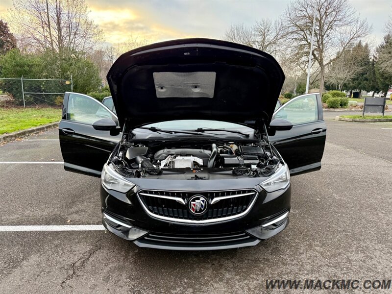 2019 Buick Regal Sportback Preferred II Loaded Leather Pano navi back Up Cam   - Photo 22 - Hillsboro, OR 97123