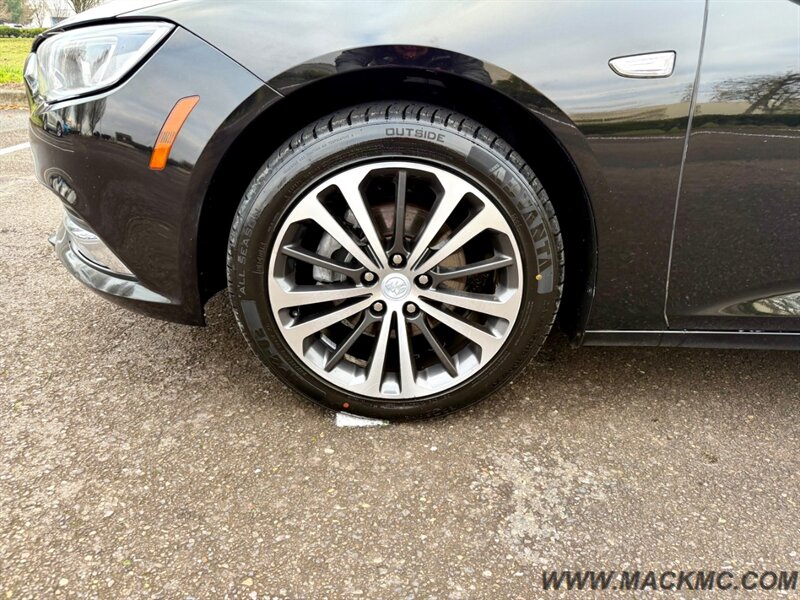 2019 Buick Regal Sportback Preferred II Loaded Leather Pano navi back Up Cam   - Photo 20 - Hillsboro, OR 97123