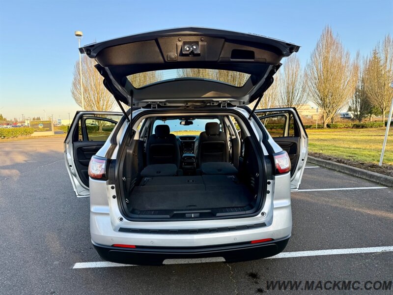 2016 Chevrolet Traverse LT 3RD Row Seating 74K Low Miles AWD   - Photo 31 - Hillsboro, OR 97123