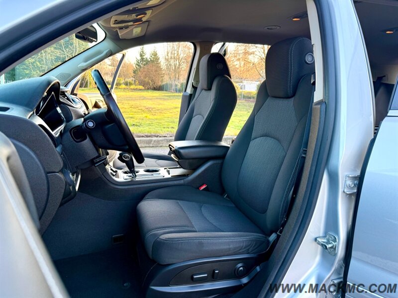 2016 Chevrolet Traverse LT 3RD Row Seating 74K Low Miles AWD   - Photo 18 - Hillsboro, OR 97123